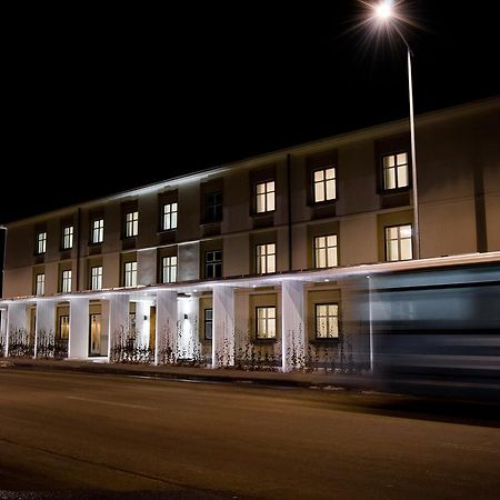 Fidelitas Hotel Sfântu-Gheorghe Exterior foto